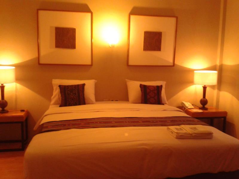 Cantya Hotel Yogyakarta Exterior photo