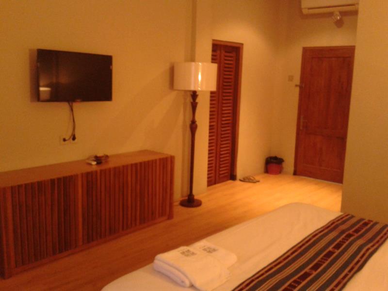 Cantya Hotel Yogyakarta Exterior photo