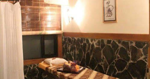 Cantya Hotel Yogyakarta Exterior photo